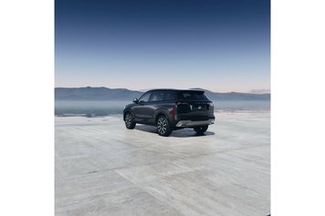 J7 Lifestyle Черный 2025