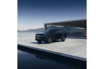 J7 Urban Черный 2025